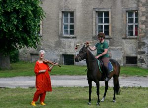 Juli 2017 - Konzert im Rittergut Cattenstedt Tafel-und Jagdmusiken mit echten Pferden!